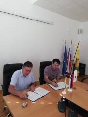 107572821_305360630640766_8295591653148175687_n